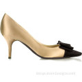 Manolo_Blahnik_Bow_satin_pumps_shoes